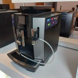 Ekspres automatyczny Jura WE8