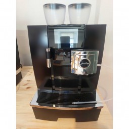 Jura Giga X8c poleasingowy